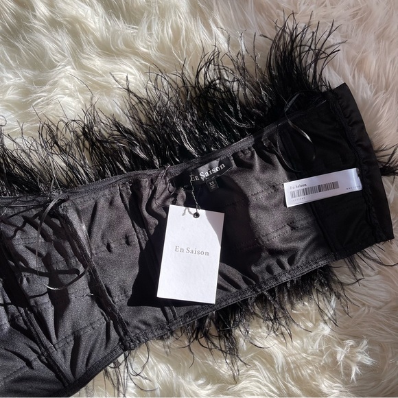 Brand New- En Saison Millie Feather Top in Black 🖤✨ - Picture 16 of 16